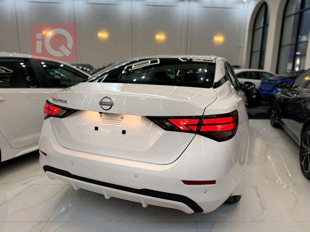 نيسان سنترا